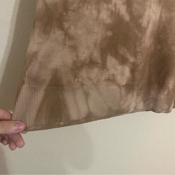 BANANA REPUBLIC Supima Tie Dye Sweater in Baja Sand - Picture 5 of 6